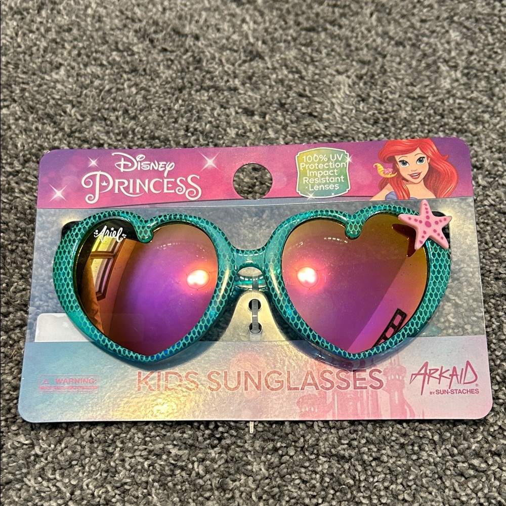 Disney Princess Heart Sunglasses - Teal and Pink